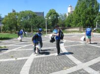 関西遊商が公園清掃活動を実施