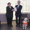 神奈川県遊協、日本盲導犬協会へ100万円を寄付