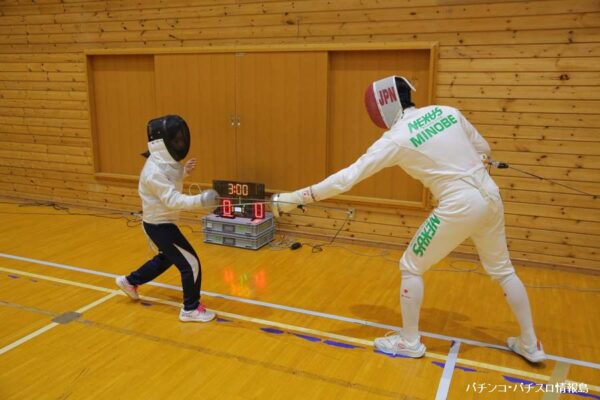 NEXUS金メダリストがフェンシング教室を開催